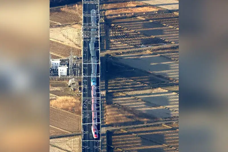 Japonııadaǵy jer silkinisi: Poıyzdar qozǵalysy 20 sáýirde qalpyna keltiriledi