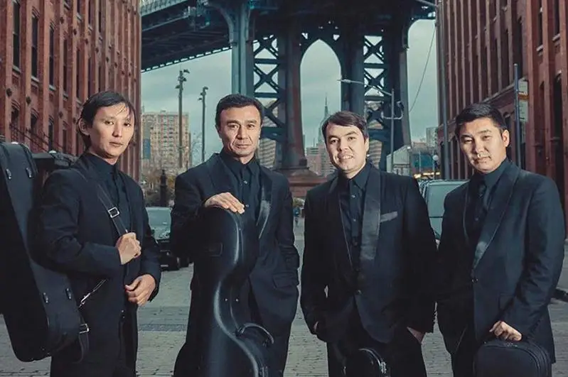 قازاق كۇيلەرى دومبىرامەن عانا ەمەس، كلاسسيكالىق اسپاپپەن دە تانىلۋى كەرەك - Kazakh Quartet