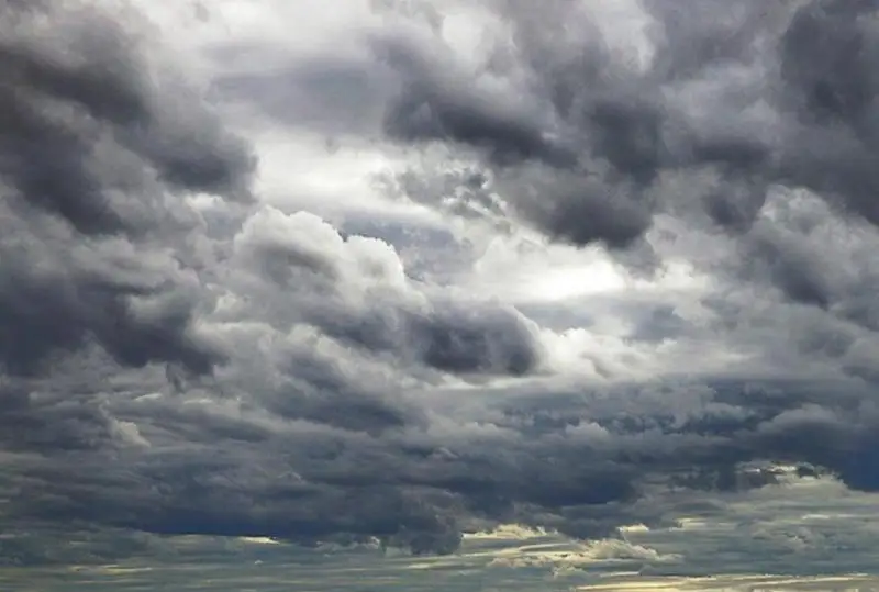 Неблагоприятные метеоусловия ожидаются 3 июня в Актобе и Атырау