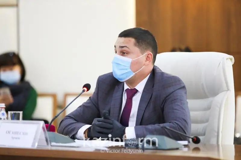 مەملەكەتتىك قىزمەتكە ورنالاسۋ ءۇشىن قازاق ءتىلىن ۇيرەندىم -  ارمەن وگانەسيان