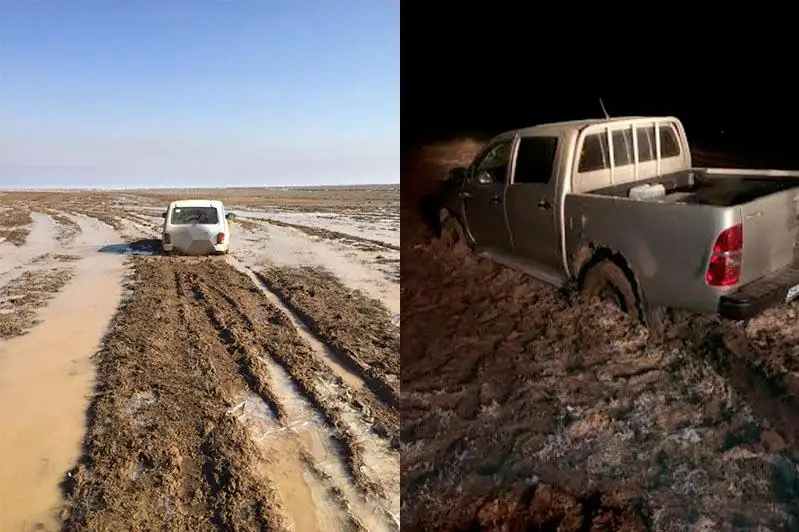 Атырау облысында көліктері батпаққа батқан бірнеше адам құтқарылды