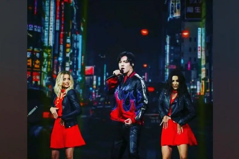 ديماشتىڭ تاعى ءبىر ءانى سيفرلىق پلاتفورماعا شىقتى