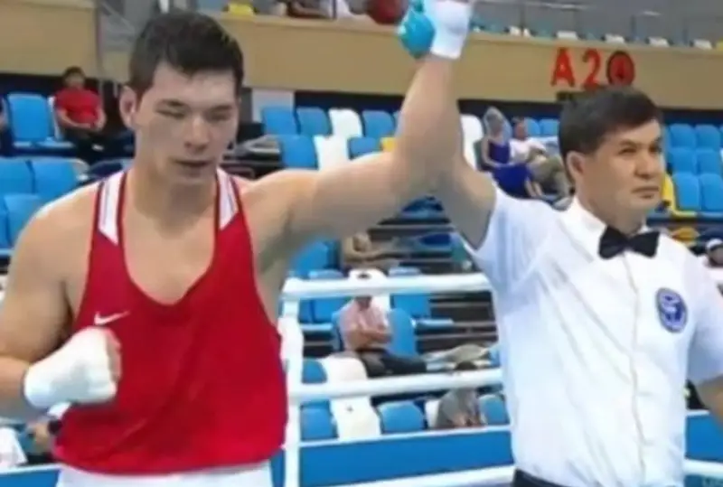 Чемпион мира по боксу из Казахстана выиграл «золото» международного турнира