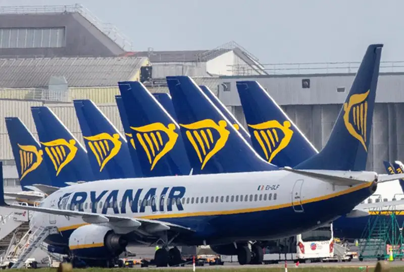 Из-за забастовки персонала авиаперевозчика в аэропорту бельгийского Шарлеруа отменено 128 рейсов