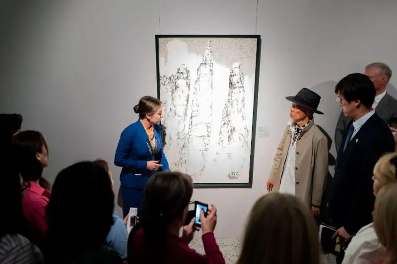 Выставку мастера корейской чернильной живописи открыли в Нацмузее РК