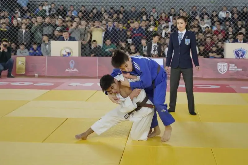 Республиканский чемпионат по дзюдо среди юниоров проходит в Нур-Султане