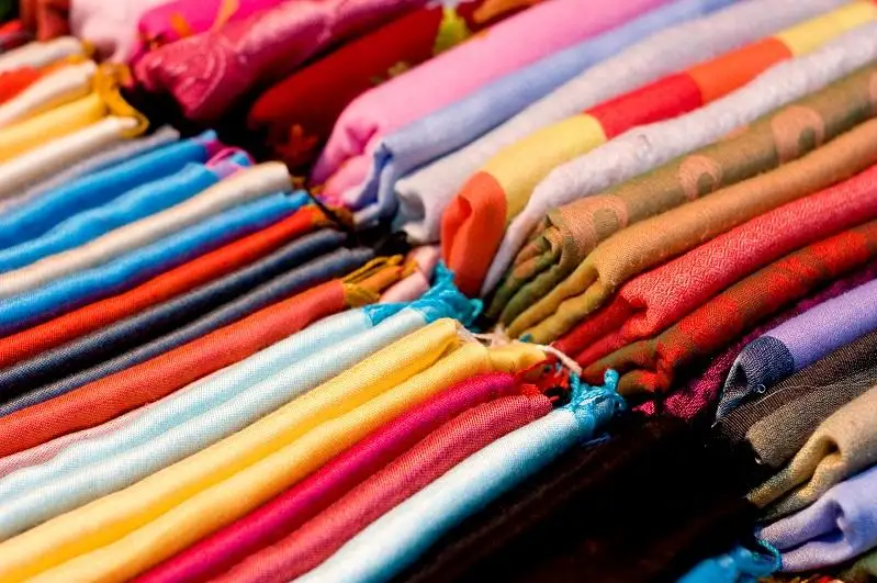 قازاقستاندا جەڭىل ونەركاسىپتىڭ %60- دان استامى توقىما وندىرىسىنە تيەسىلى