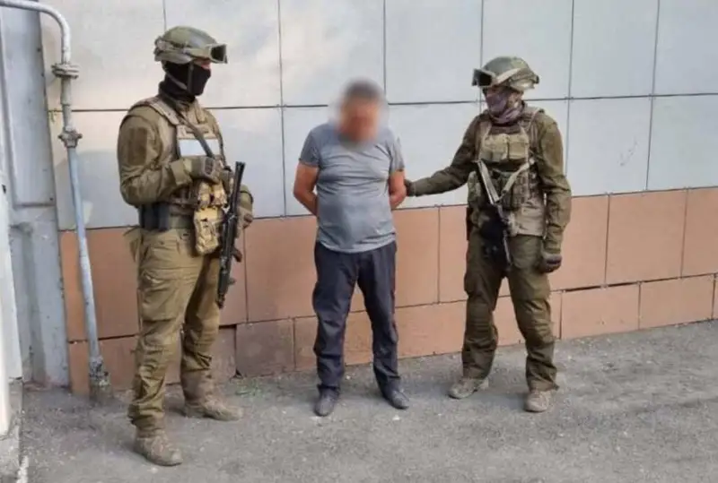 Житель ВКО за два года отдал вымогателю 50 млн тенге