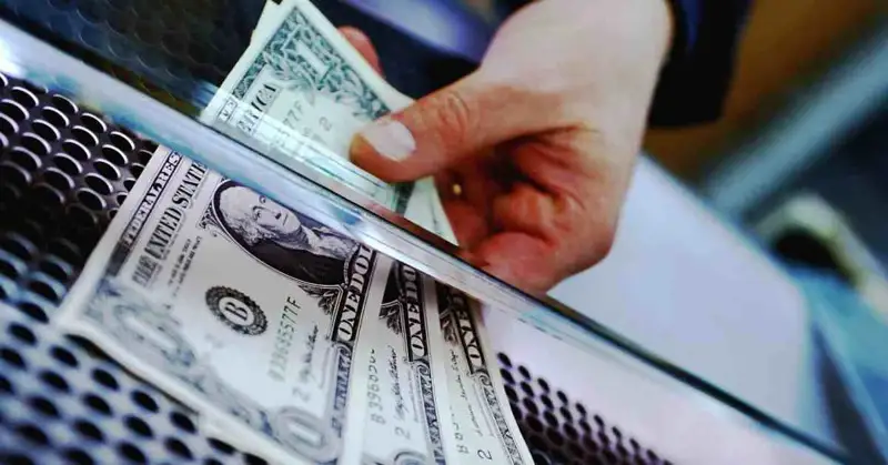 بايلار داعدارىس قاۋپىنە بايلانىستى اقشاسىن قامداي باستادى