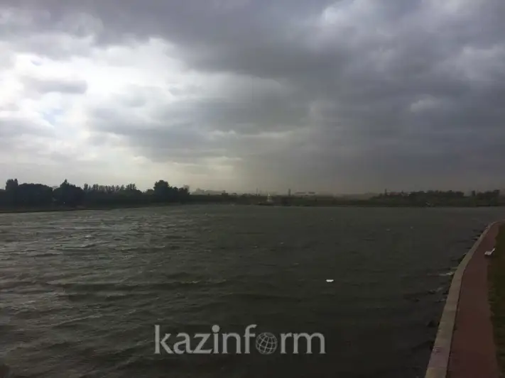 ەلوردادا قاتتى جەل سوعىپ تۇر