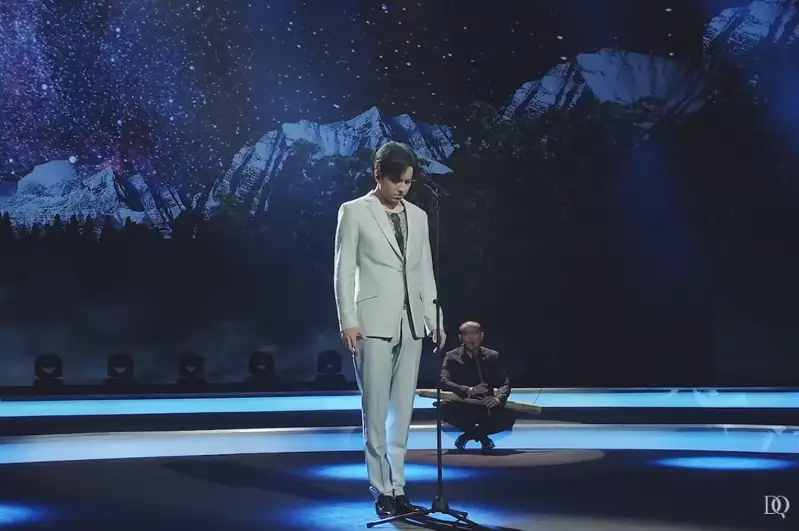 بەلگىسىز بىرەۋلەر ديماش قۇدايبەرگەننىڭ اتىن جامىلىپ، جالعان اقپارات تاراتۋدا