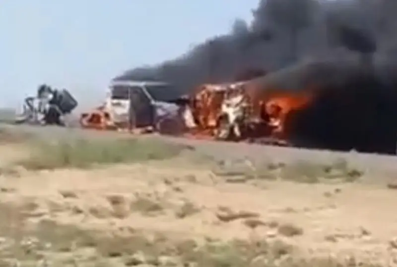 Один человек погиб и пятеро пострадали на трассе в Мангистауской области