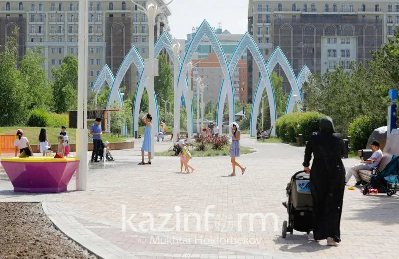 اكىم ەلوردا حالقى قاشان 2 ميلليون ادامعا جەتەتىنىن ايتتى