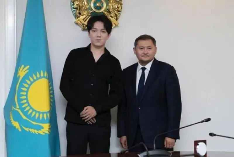 Димаш Кудайберген приложит усилия для популяризации науки в Казахстане