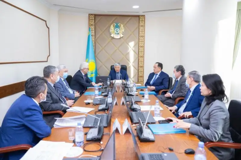 Сенаторы обсудили законопроект о взаимной защите инвестиций между Казахстаном и ОАЭ