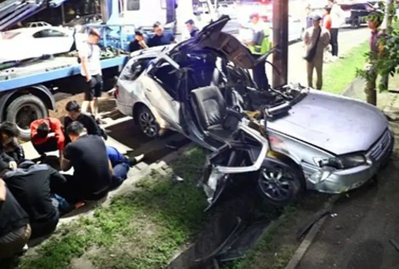 Один человек погиб и четыре пострадали в ДТП на Аль-Фараби в Алматы