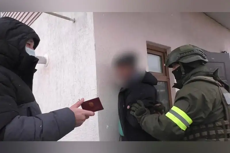 ShQO-da arnaıy operatsııa kezinde gashısh jetkizýmen aınalysqan 4 adam ustaldy
