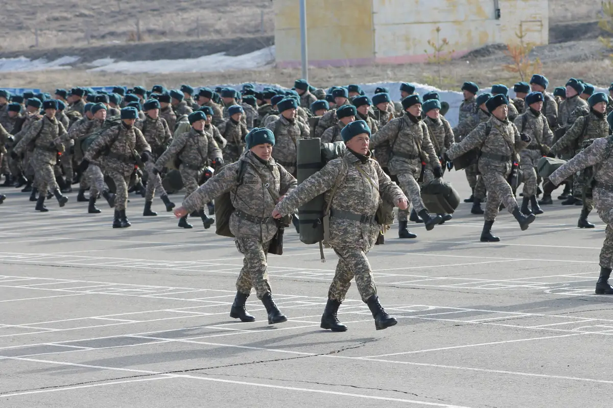 Әскери бөлімдерде қысқы оқыту кезеңі бойынша тексеру аяқталды