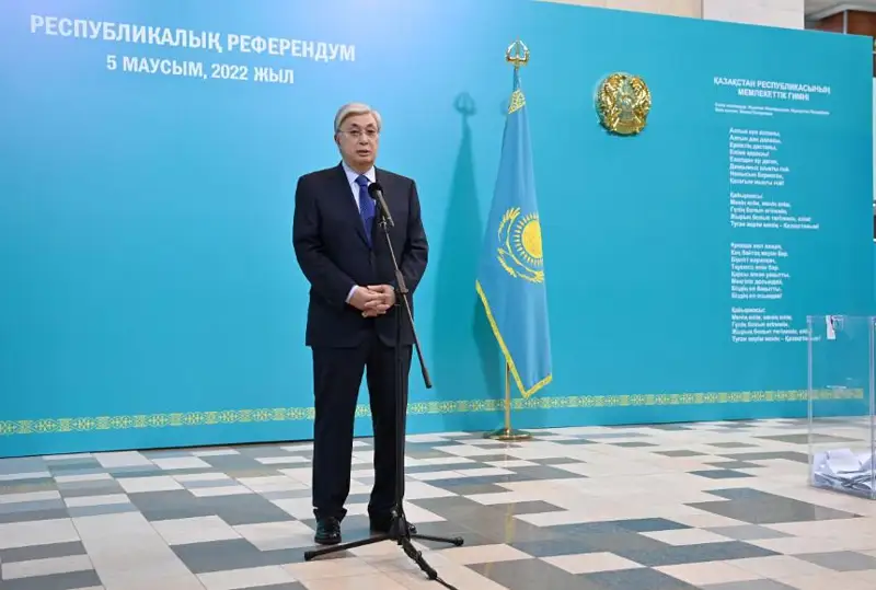 Eshqandaı májbúrlik joq – Qazaqstan Prezıdenti referendým jóninde