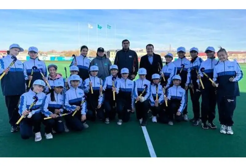 Казахстанские хоккеистки на траве стали чемпионками юниорского Кубка Азии