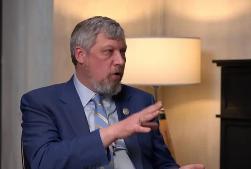 Владимир Зеленский снял с должности посла Украины в Казахстане Петра Врублевского