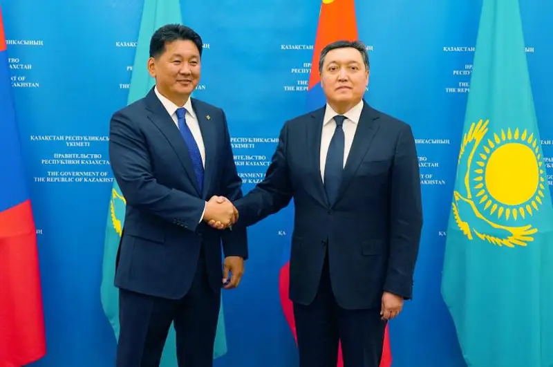 اسقار مامين موڭعوليادا اباي مادەني ورتالىعىن اشۋدى ۇسىندى