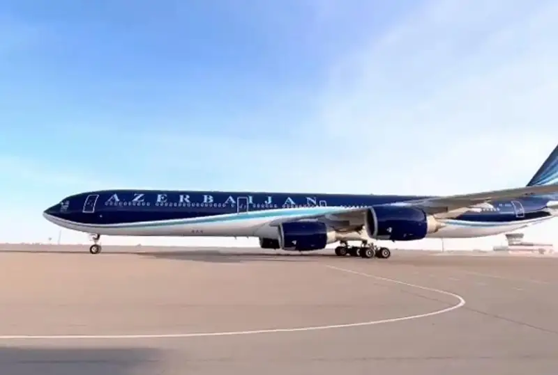 Президент Азербайджана Ильхам Алиев прибыл в Астану