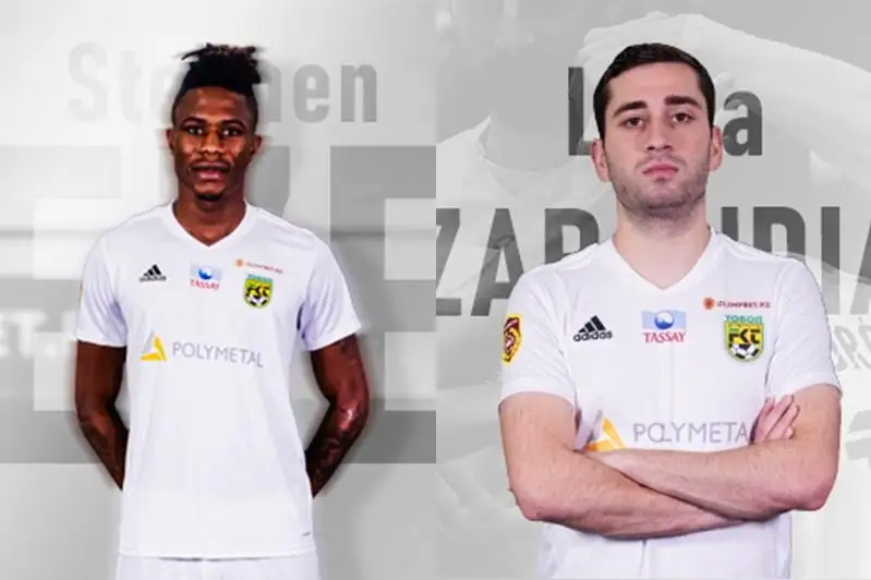 قوستانايدىڭ «توبىلى» شەتەلدىك ەكى فۋتبولشىمەن ەڭبەك شارتىن ءۇزدى