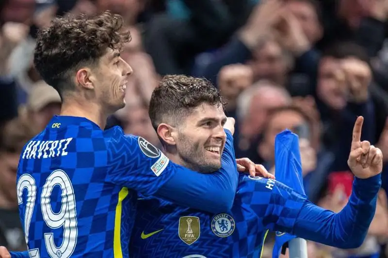 Fýtboldan UEFA Chempıondar lıgasy: «Chelsı» jeńiske jetip, «ıÝventýs» teń tústi