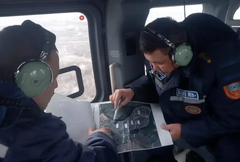Вертолет задействовали в поисках грибника в Уральске
