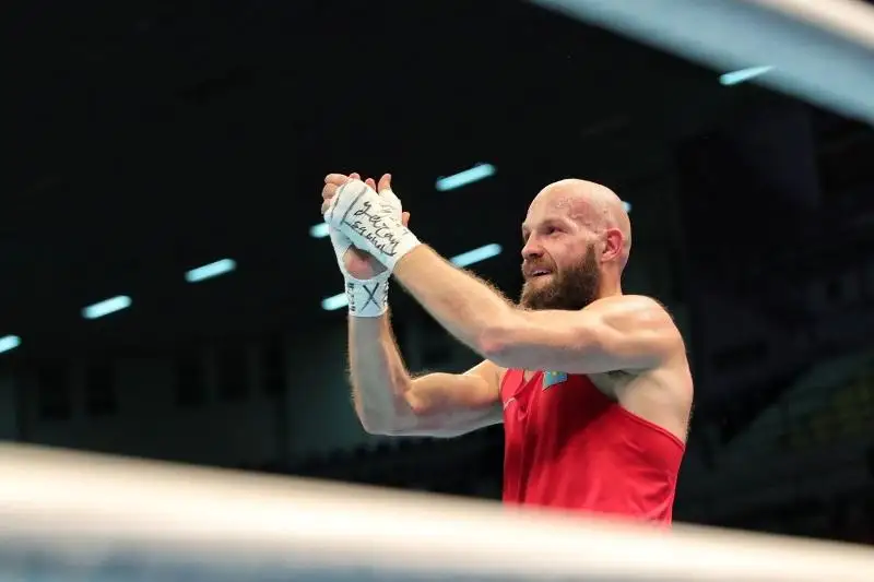 بوكستان قازاقستان چەمپيوناتى قاراشا ايىندا وتەدى