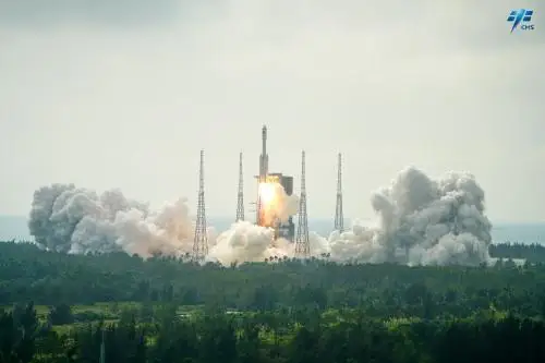 Космический грузовик «Тяньчжоу-5» запустили к орбитальной станции Китая