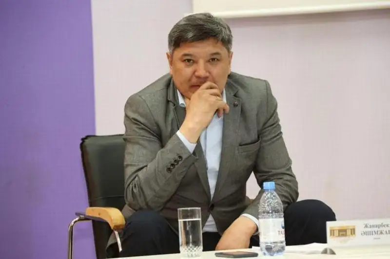 Ulttyq quryltaı jastar saıasatyna asa mán beretin bolady – Janarbek Áshimjanovpen suhbat