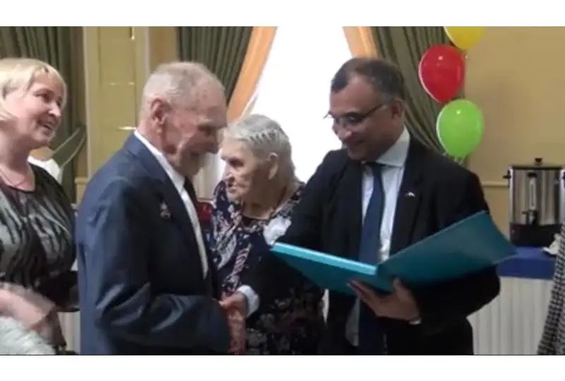 Казахстанские металлурги поздравили ветеранов ВОВ