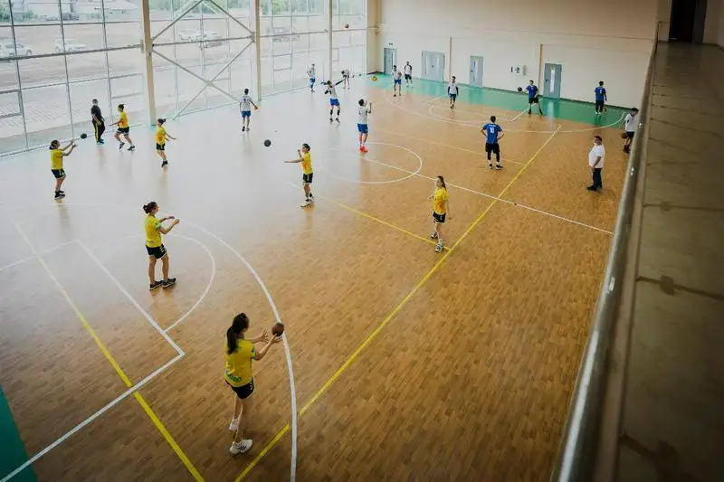 Новый физкультурно-оздоровительный комплекс открыли в Алматы