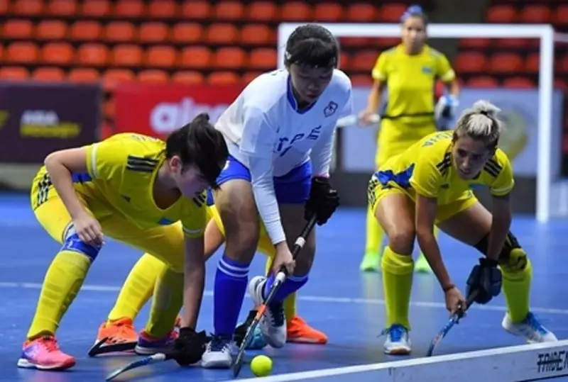 Казахстан учинил разгром во втором матче подряд на Кубке Азии по хоккею в зале