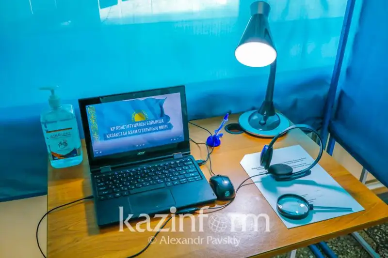 Более 640 открепительных удостоверений выдано в Алматы