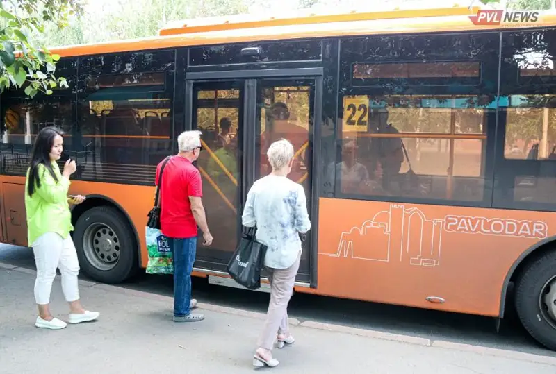Маслихат Павлодара согласовал тарифы на проезд в общественном транспорте