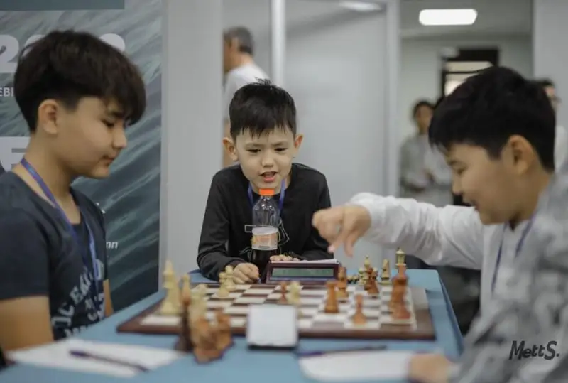 Полуфиналы чемпионата РК по классическим шахматам проходят в Актау