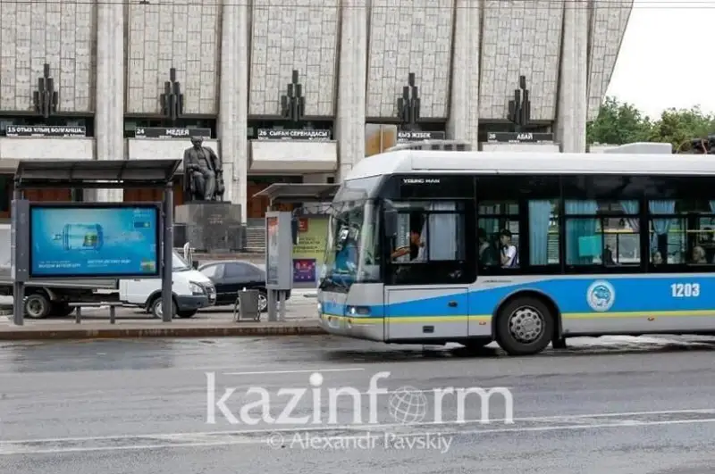 Almatynyń Medeý shatqalyna avtobýs jıi qatynaıtyn boldy
