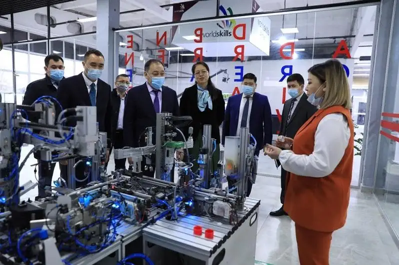 Подготовка кадров по-новому: с работой Алматинского политехнического колледжа ознакомился Ералы Тугжанов