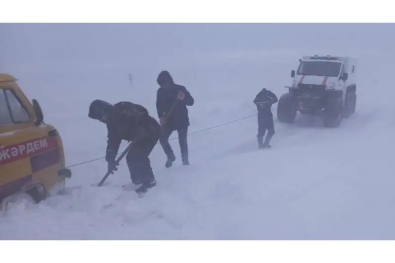 Более сотни человек спасли из снежного плена на трассах Костанайской области