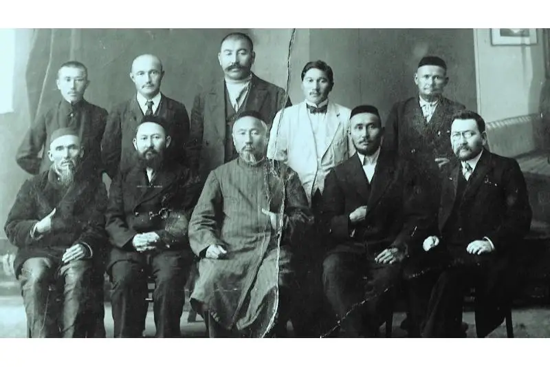 قاليلا وماروۆتىڭ «الاشوردا» دەرەكتى فيلمى جەلىدە جاريالاندى