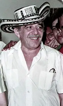 220px-gabriel_garcia_marquez_1984