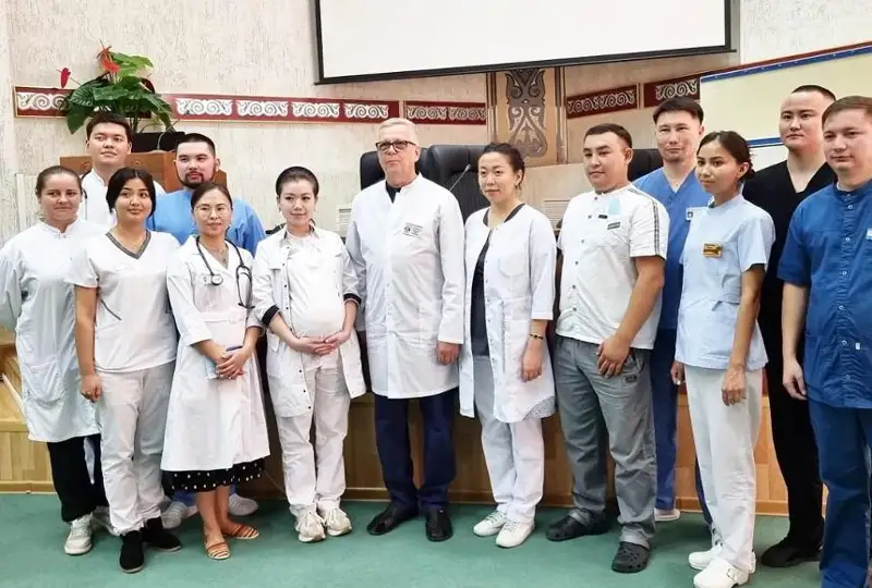 Молодые врачи пополнили ряды специалистов Костанайской облбольницы