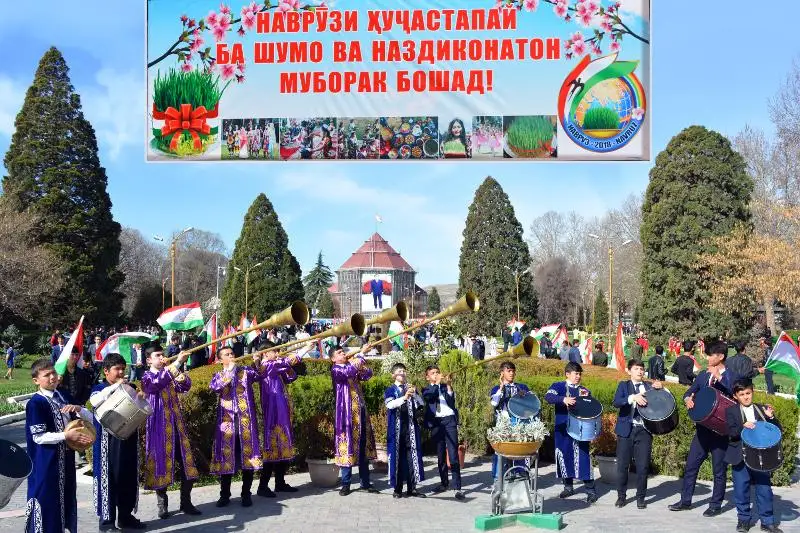 Навруз в Таджикистане:  какое блюдо является центральным на праздничном столе