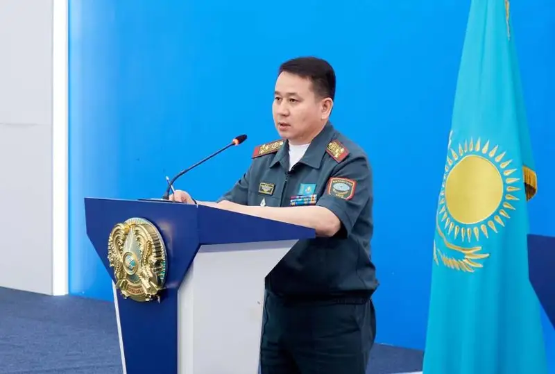 МЧС РК планирует улучшить соцпакет и увеличить зарплату спасателям