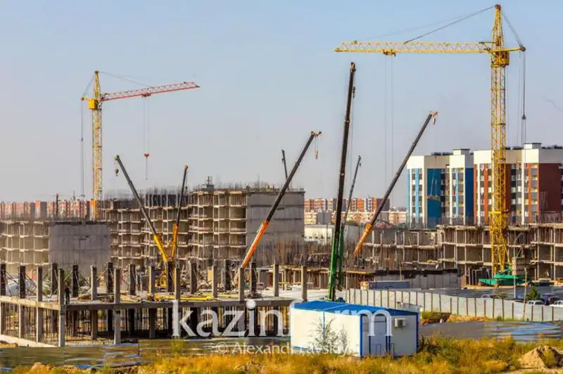 Массовая застройка ЖК создала нагрузку на школы – аким Алматы
