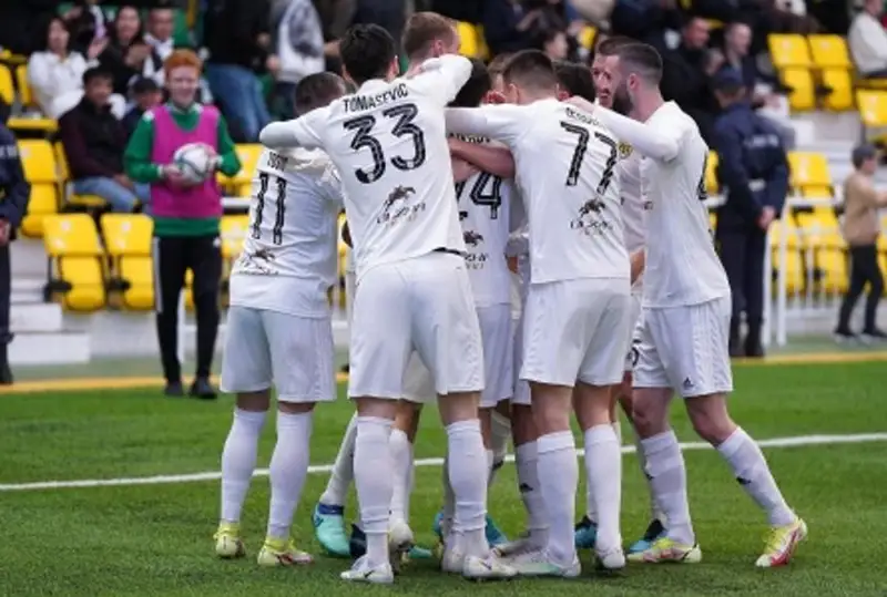 Казахстан одержал первую победу в сезоне еврокубков