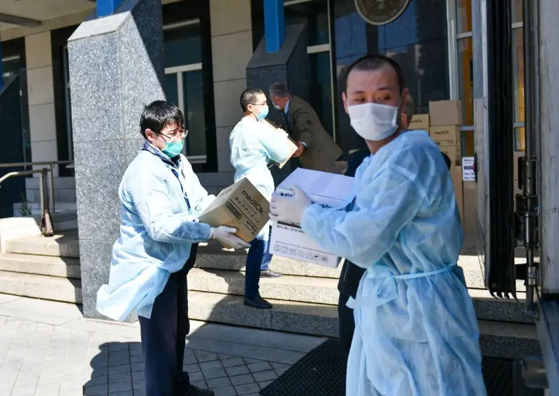 ا ق ش قازاقستانعا مەديتسينالىق جابدىقتار جىبەردى